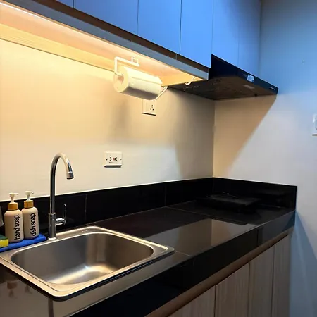 Spacious 2Br Near Sm Novaliches 3 Beds With Wifi